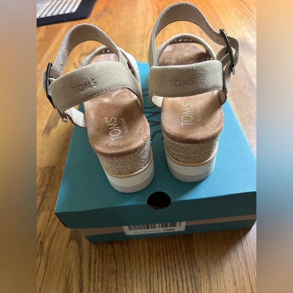 NWT TOMS Women's Diana Beige Champagne Neutral Natural Woven Sandals - Picture 7 of 10